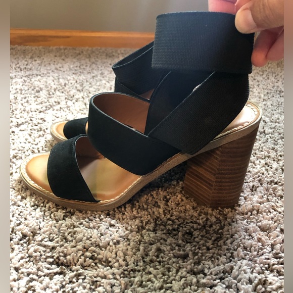 Franco Sarto Heels, size 8 - Picture 3 of 9